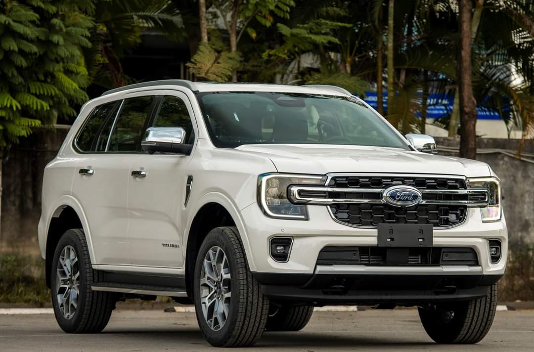 Giá xe Ford Everest mới nhất