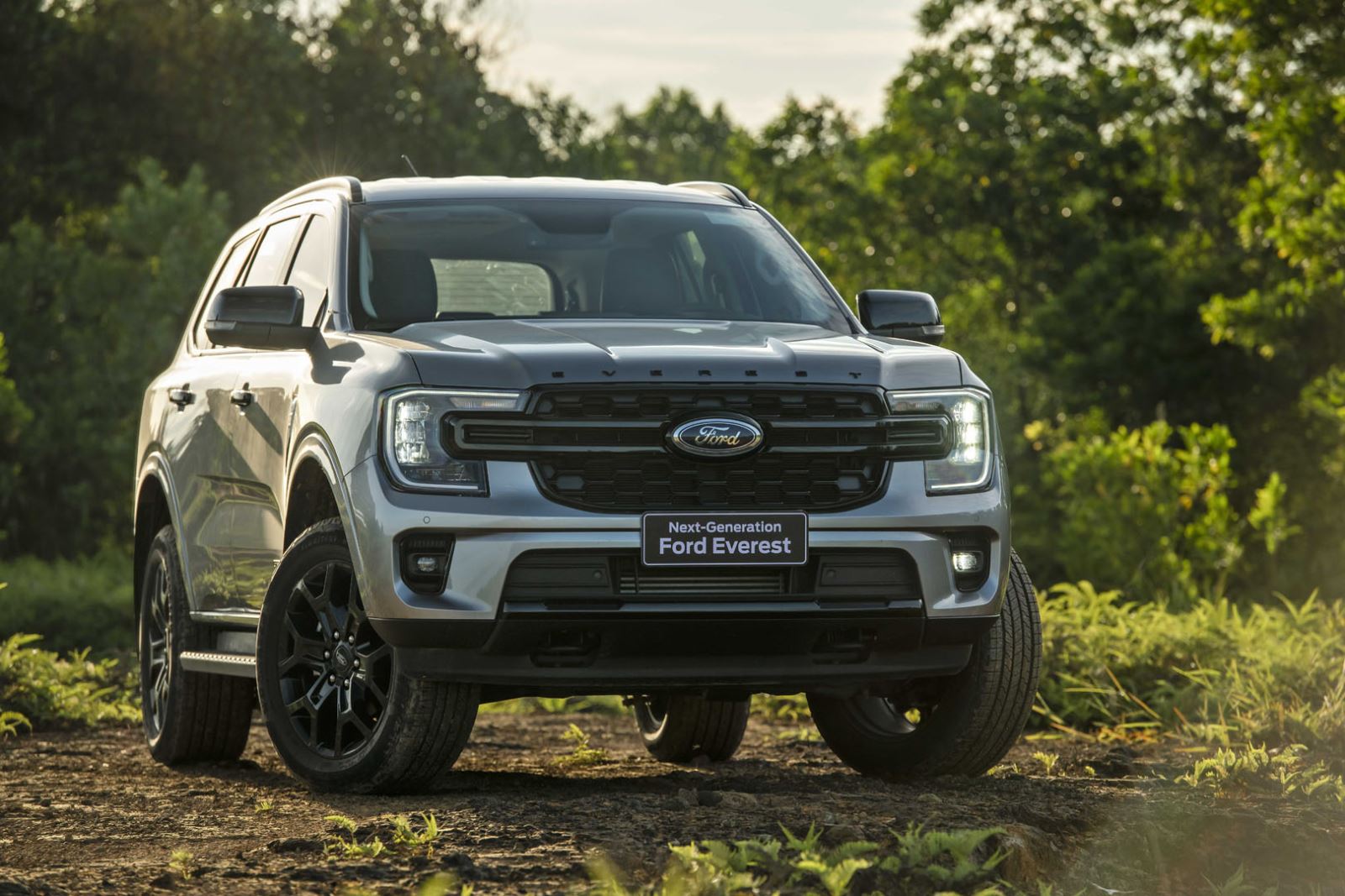 Cách hoạt động của đèn pha LED ma trận Ford Everest