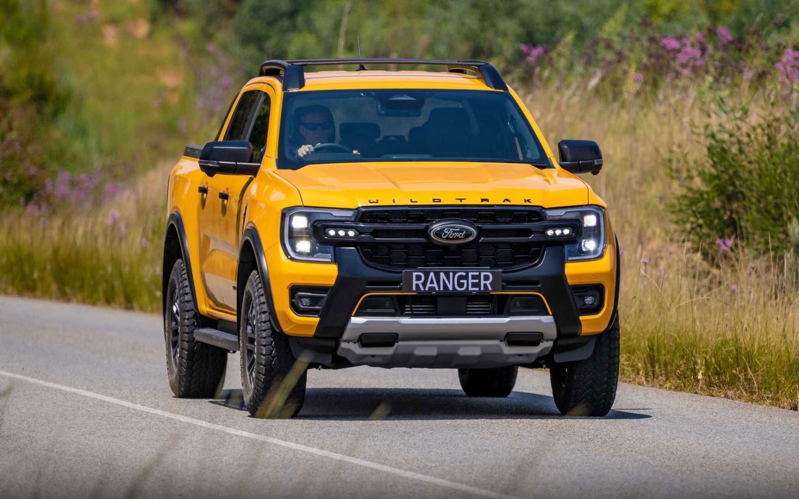 Giá xe Ford Ranger 2025 mới nhất