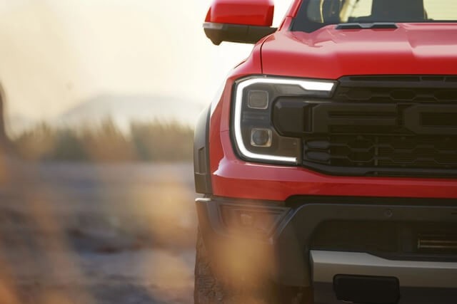 Đèn pha Ford Ranger Raptor