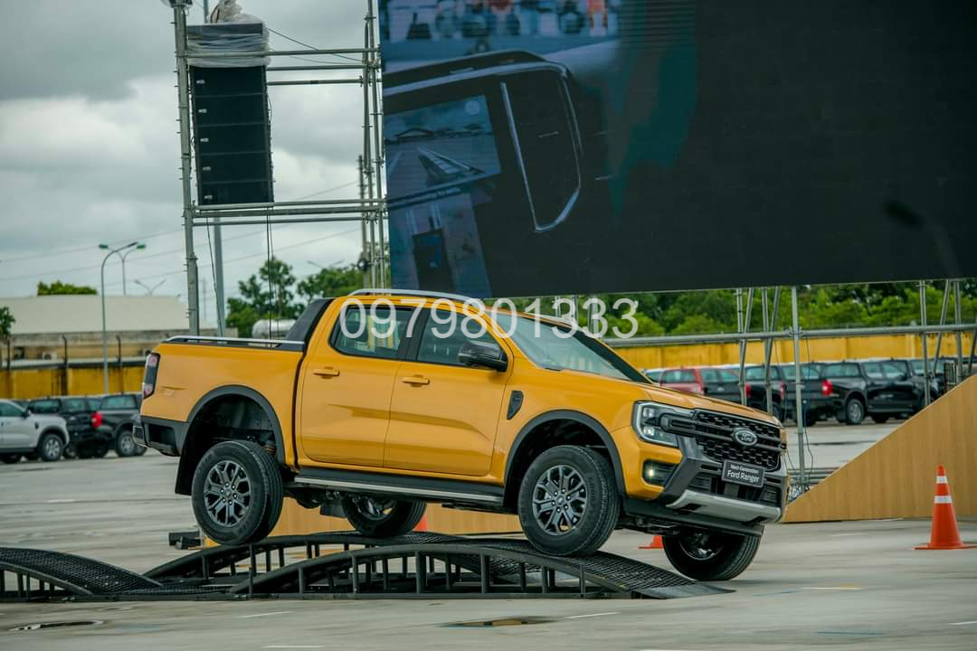 Đi du lịch trải nghiệm tự túc cùng xế yêu