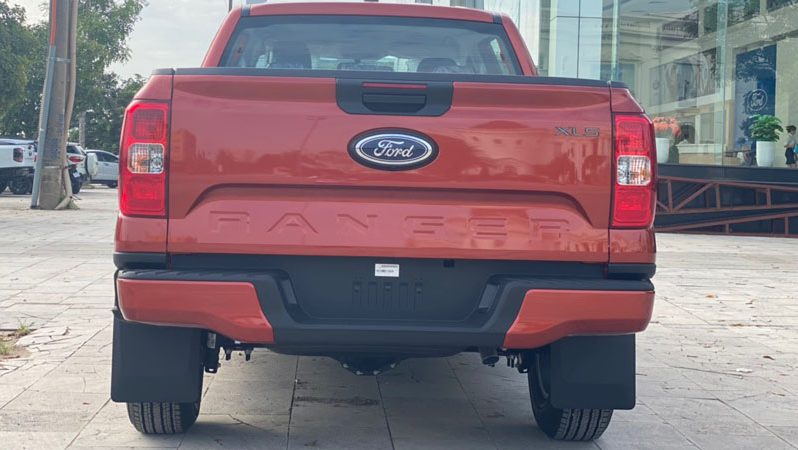 Ford Ranger XLT 2.0L 4×4 AT