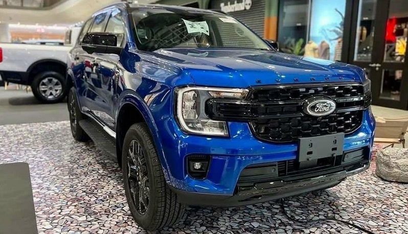 Ford Everest Sport 2.0L 4×2 AT