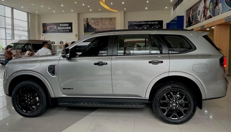 Ford Everest Sport 2.0L 4×2 AT