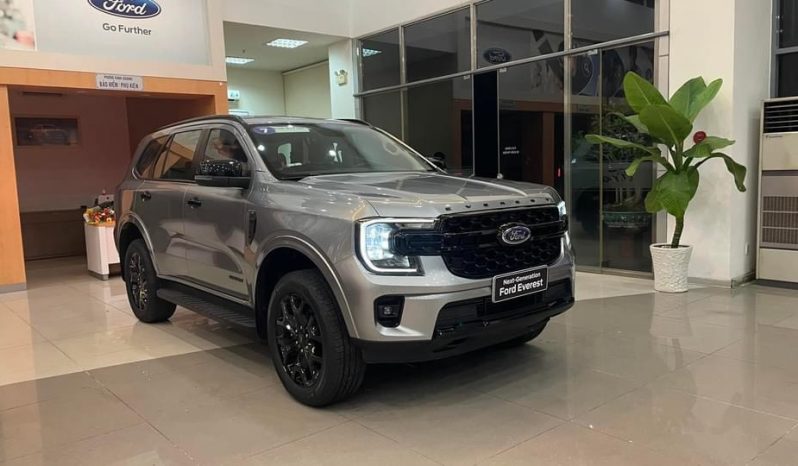 Ford Everest Sport 2.0L 4×2 AT