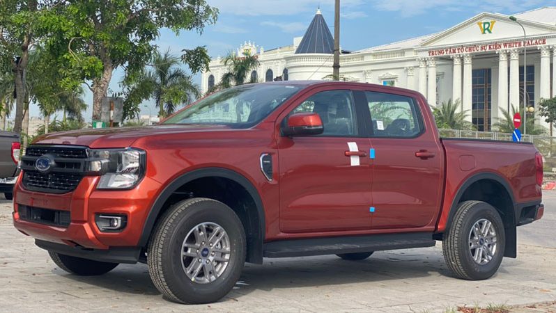 Ford Ranger XLT 2.0L 4×4 AT