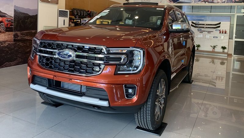 Ford Everest Titanium 2.0L 4×2 AT