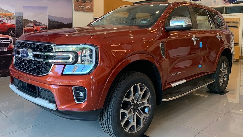 Ford Everest Titanium 2.0L 4×2 AT