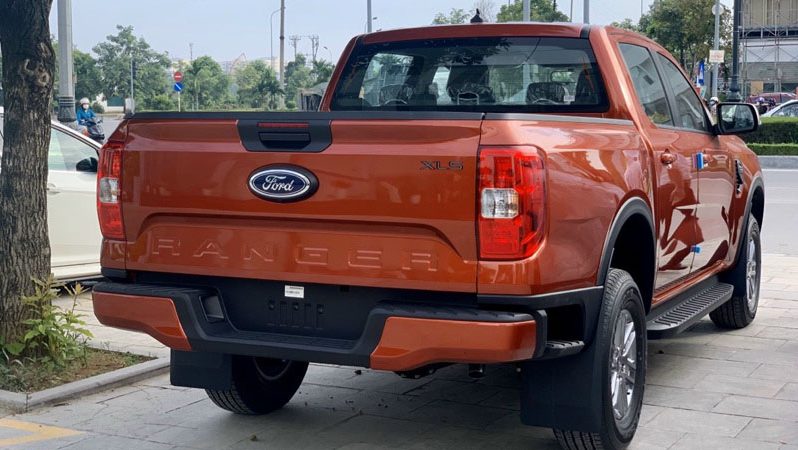 Ford Ranger XLT 2.0L 4×4 AT